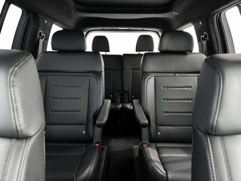 New 2025 Hyundai Santa Fe Calligraphy image 16