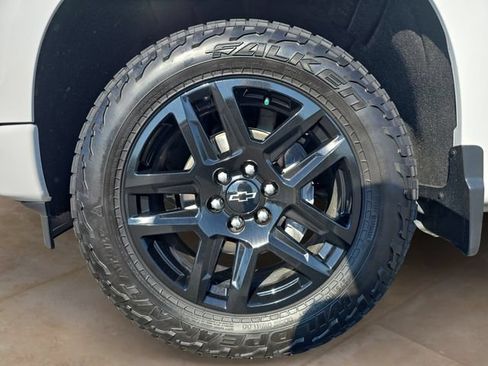 Used 2022 Chevrolet Silverado 1500 RST w/ Z71 Off-Road Package AWD/4WD image 14