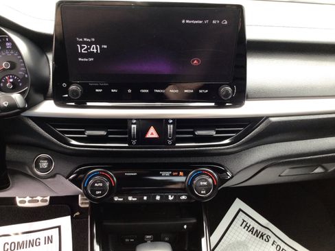 Used 2024 Kia Forte GT w/ GT2 Package FWD image 11