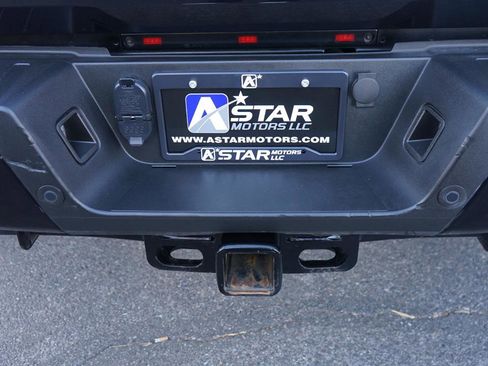 Used 2021 Ford F450 Platinum w/ FX4 Off-Road Package image 9