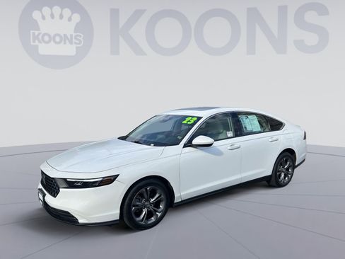 Used 2023 Honda Accord EX image 1