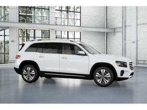 New 2025 Mercedes-Benz GLB 250 4MATIC image 25