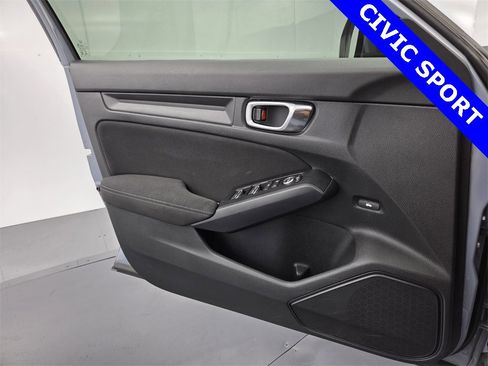 Used 2022 Honda Civic Sport image 29