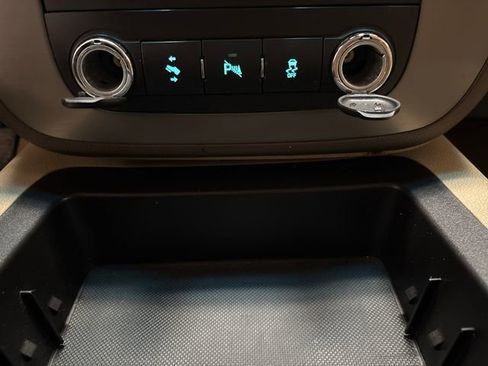 Used 2013 GMC Yukon SLT w/ SLT-2 Equipment Package image 51