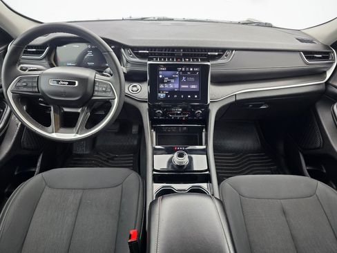 Used 2023 Jeep Grand Cherokee L Laredo w/ Luxury Tech Group I AWD/4WD image 19