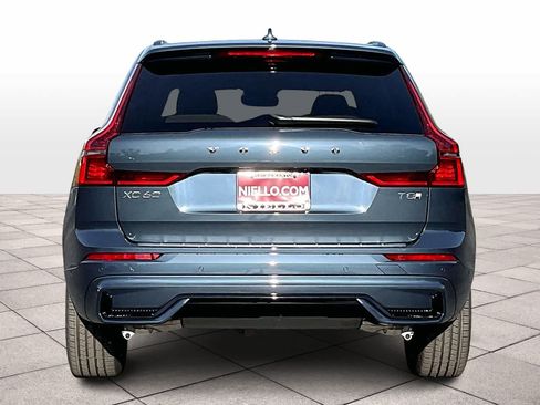 New 2026 Volvo XC60 T8 Plus w/ Climate Package PRO AWD/4WD image 6