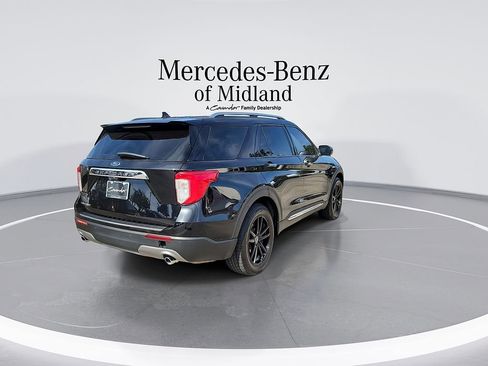 Used 2022 Ford Explorer Limited RWD image 8
