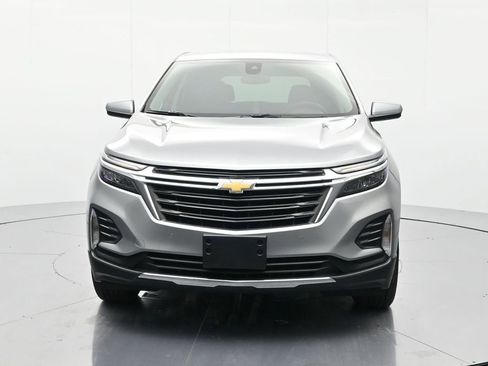 Used 2024 Chevrolet Equinox LT image 2