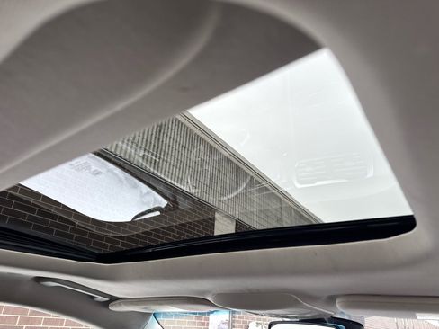 Used 2020 Ford Fusion SE image 19