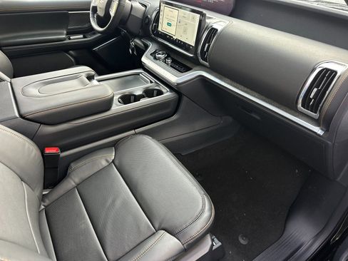 New 2026 Ford Expedition Tremor image 18