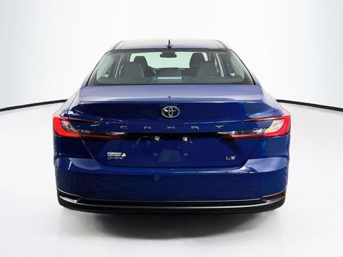 Used 2025 Toyota Camry LE FWD image 22