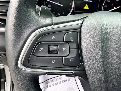 Used 2023 Buick Envision Essence w/ Sport Touring Package AWD/4WD image 20