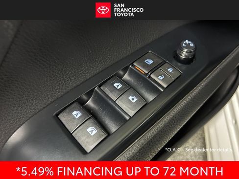 Certified 2020 Toyota Camry SE FWD image 33