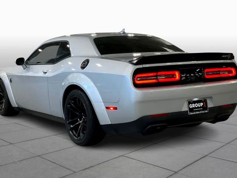 Used 2020 Dodge Challenger SRT Hellcat Redeye image 11