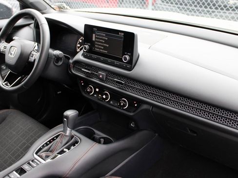 Used 2023 Honda HR-V Sport image 23