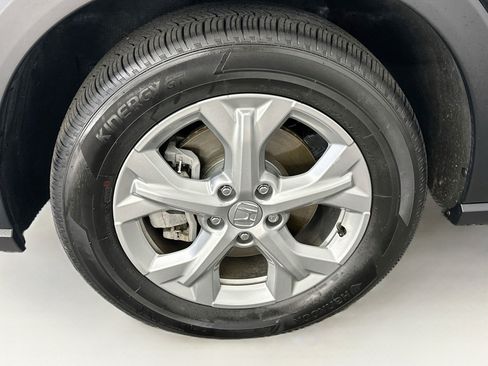 Used 2025 Honda HR-V LX image 11