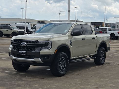 Used 2025 Ford Ranger XLT w/ Convenience Package RWD image 10