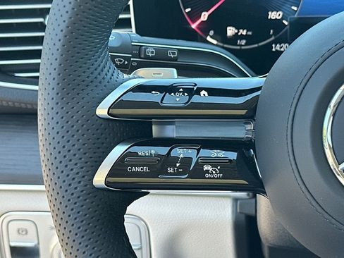 New 2026 Mercedes-Benz GLS 450 4MATIC image 27