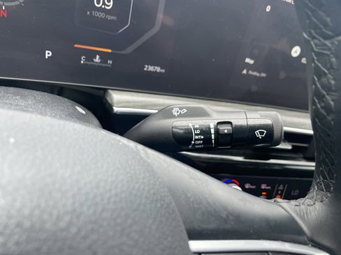 Used 2025 Kia K5 EX FWD image 23