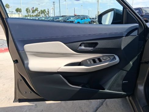 New 2026 Nissan Sentra SL w/ Floor Mat Package FWD image 21
