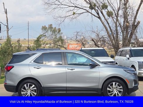 Used 2024 Chevrolet Equinox LT w/ LPO, Floor Liner Package image 3