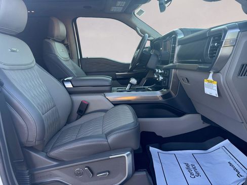 Used 2025 Ford F150 Platinum w/ Equipment Group 703A Plus image 15