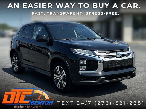 Used 2025 Mitsubishi Outlander Sport SE AWD/4WD image 1