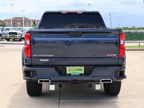 Used 2023 Chevrolet Silverado 1500 RST w/ Z71 Off-Road Package AWD/4WD image 5