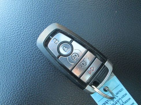 Used 2018 Ford Expedition Limited w/ Equipment Group 302A image 28