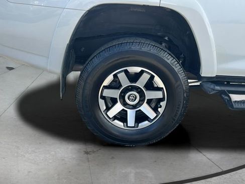 Used 2022 Toyota 4Runner TRD Off-Road Premium w/ TRD Black Wheel Package (TMS) image 29