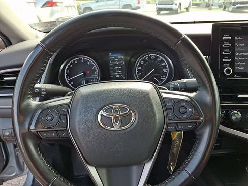 Used 2023 Toyota Camry SE FWD image 18