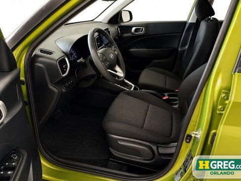 Used 2020 Hyundai Venue SE FWD image 13