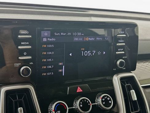 Used 2022 Kia Sorento LX FWD image 17
