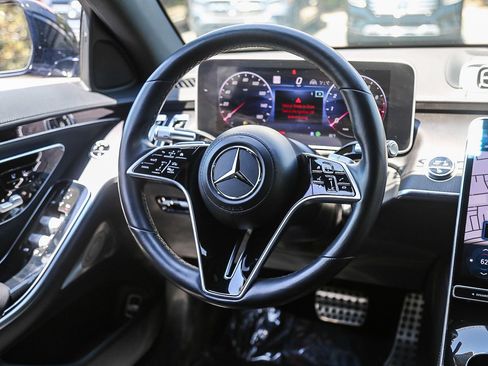 Certified 2023 Mercedes-Benz S 500 4MATIC image 13