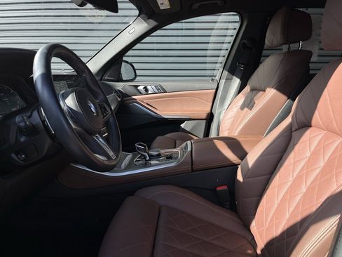 Used 2023 BMW X5 M50i w/ Climate Comfort Package image 11
