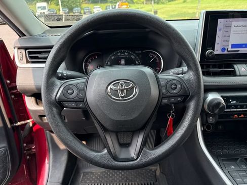 Used 2023 Toyota RAV4 LE AWD/4WD image 19