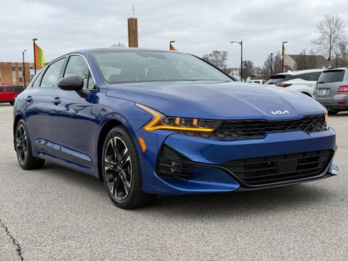 Used 2023 Kia K5 GT-Line image 2
