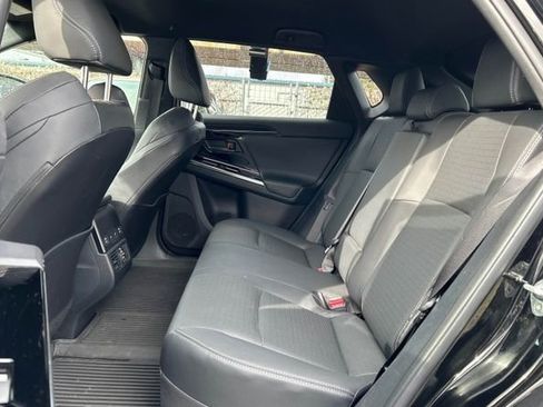 Used 2023 Subaru Solterra AWD image 10