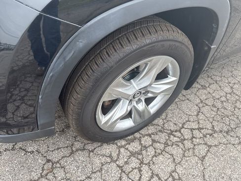 Used 2016 Toyota Highlander Limited image 23