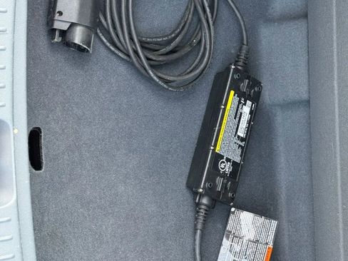 Used 2017 Chevrolet Bolt LT image 14