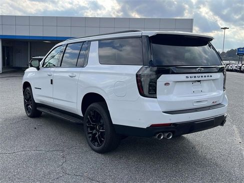 New 2026 Chevrolet Suburban RST image 3