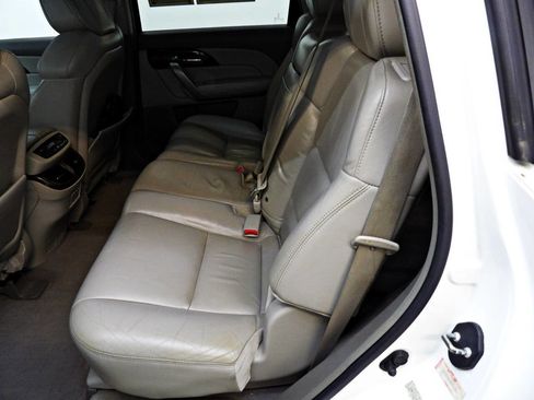 Used 2011 Acura MDX w/ Technology & Entertainment image 10