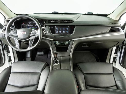 Used 2019 Cadillac XT5 Premium Luxury AWD/4WD image 18
