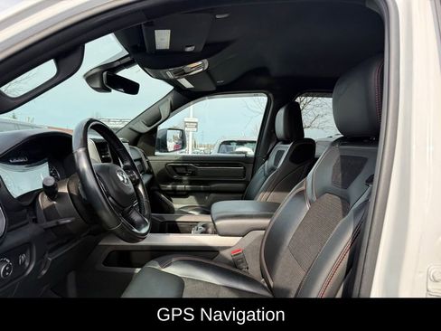 Used 2021 RAM 1500 Big Horn w/ Built-to-serve Edition image 6