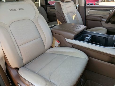 Used 2019 RAM 1500 Laramie AWD/4WD image 30