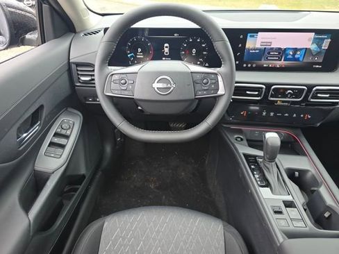 New 2026 Nissan Sentra SV w/ SV Convenience Package FWD image 3