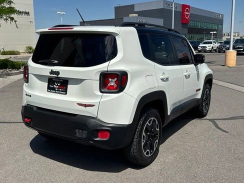 Used 2016 Jeep Renegade Trailhawk AWD/4WD image 7