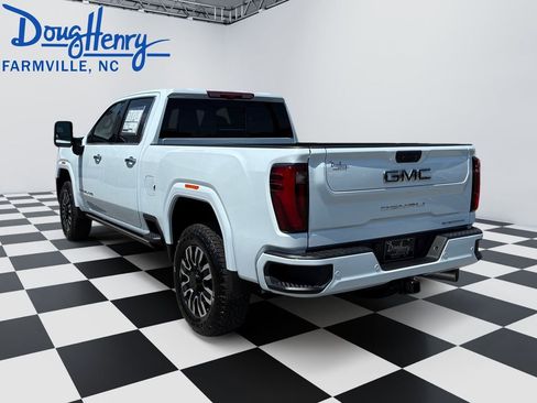 New 2026 GMC Sierra 2500 Denali Ultimate w/ Max Trailering Package AWD/4WD image 3
