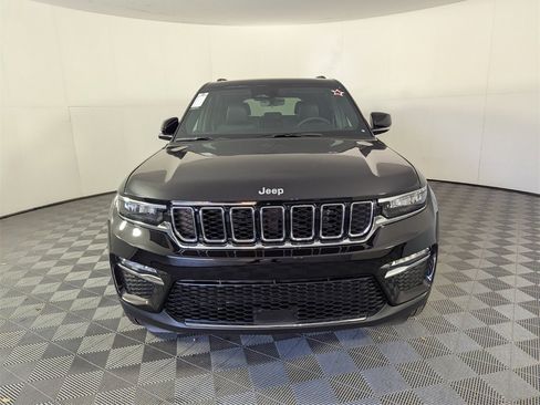 New 2025 Jeep Grand Cherokee Limited image 3