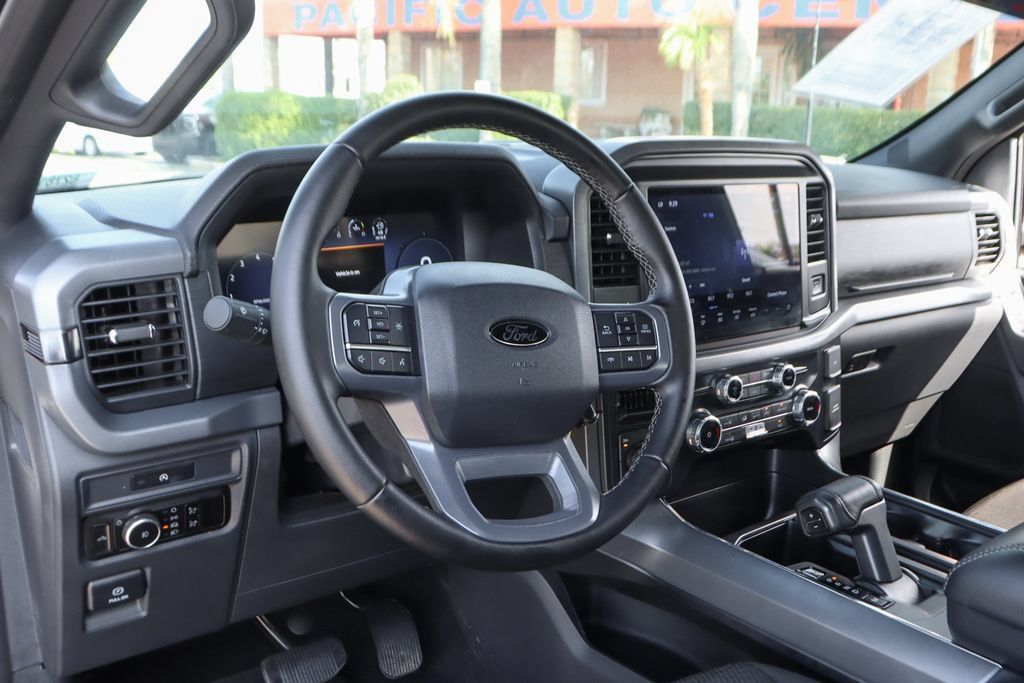 Used 2025 Ford F150 XLT w/ Equipment Group 301A Standard AWD/4WD image 17